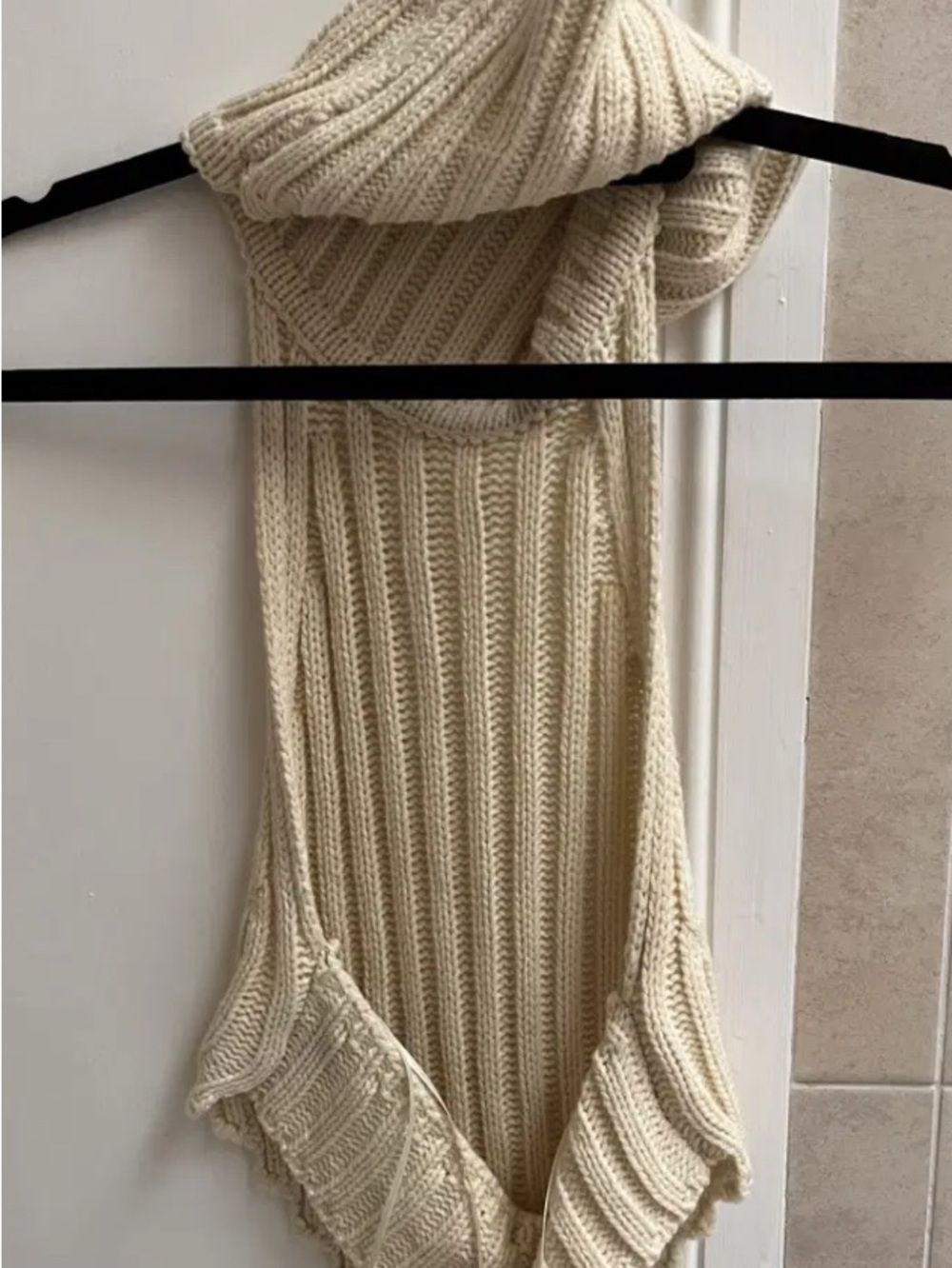 Local European Cream Ribbed Knit Halter - Picture 2 of 2